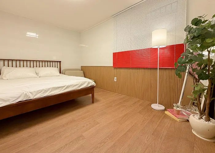 Apartment #신규할인#무료짐보관#디지털미디어시티역 공항버스 #마포구청 #홍대 합정 *